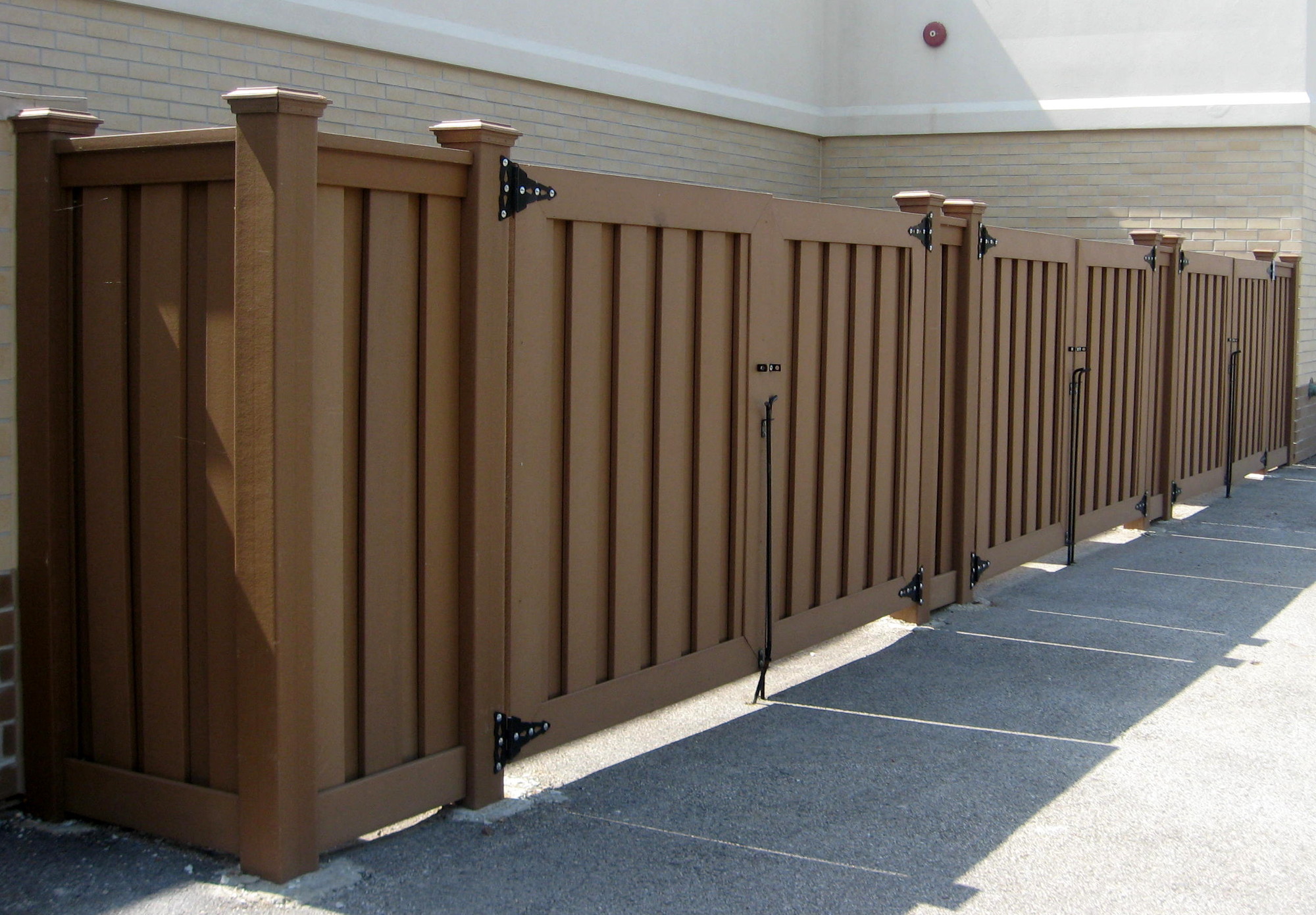 Commercial Dumpster Enclosures In Chicago Peerless Fence